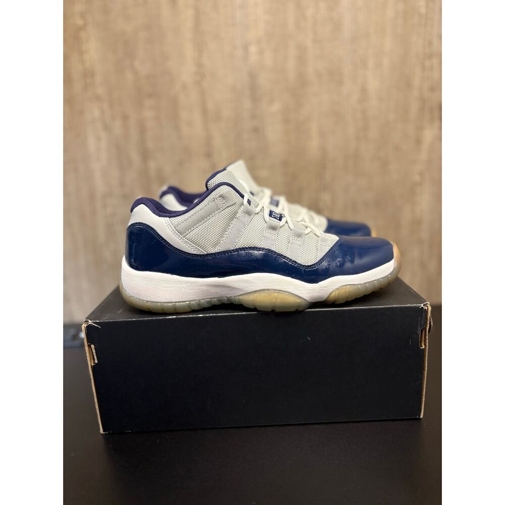 SZ 6y - Jordan Retro Low Georgetown, used w/o box.